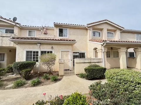 2160 Blackberry Cir, Oxnard, CA 93036