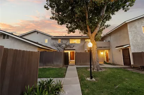 216 Whitney Ave #2, Pomona, CA 91767