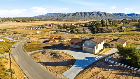 View/Area - 18785 Talisman, Hesperia, CA 92345 photo 1 of 7