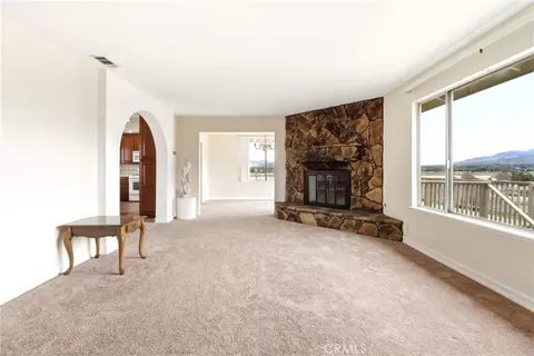 Living - 18785 Talisman, Hesperia, CA 92345 photo 3 of 5