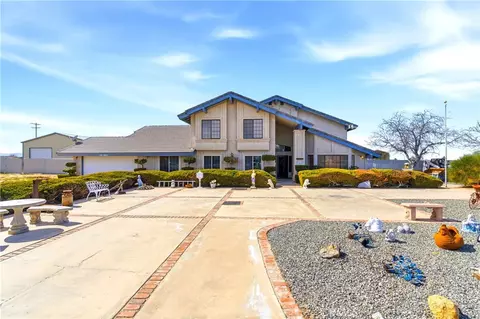 11468 Kiowa, Apple Valley, CA 92308