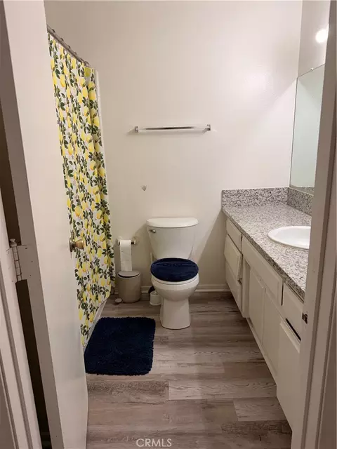 Bath - 16625 Central, Apple Valley, CA 92307 photo 1 of 4