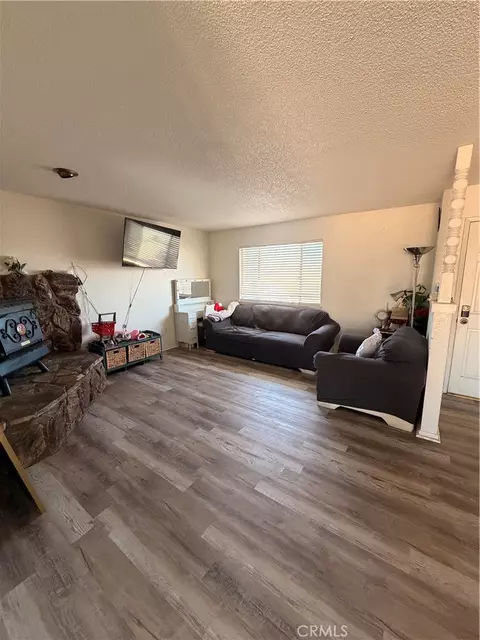 Living - 16625 Central, Apple Valley, CA 92307 photo 1 of 2