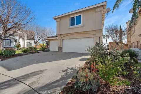 Exterior - 4903 Edmonton, Fontana, CA 92336 photo 4 of 21