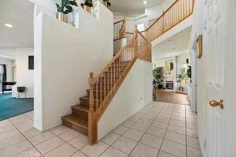 Entry Way - 4903 Edmonton, Fontana, CA 92336 photo 4 of 6