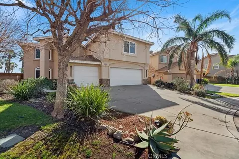 Exterior - 4903 Edmonton, Fontana, CA 92336 photo 5 of 21