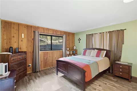 Bedroom - 44667 Barton, Sugarloaf, CA 92386 photo 4 of 4