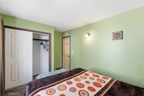 Bedroom - 44667 Barton, Sugarloaf, CA 92386 photo 2 of 4