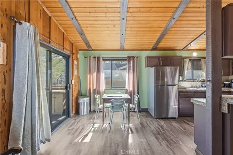 Dining - 44667 Barton, Sugarloaf, CA 92386 photo 1 of 1