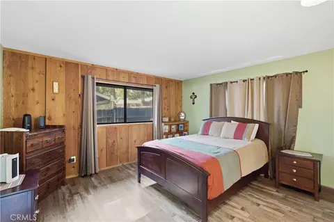Bedroom - 44667 Barton, Sugarloaf, CA 92386 photo 3 of 4