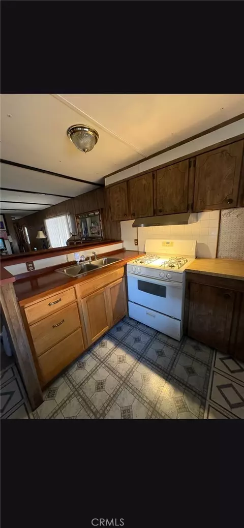 8655 Santa Fe Ave E #22, Hesperia, CA 92345 photo 6