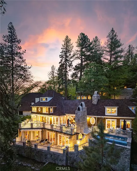 27825 North Shr, Lake Arrowhead, CA 92352