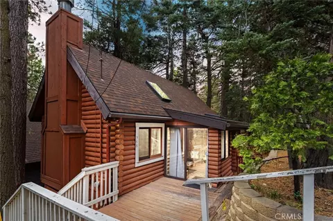 788 Buckingham Sq, Lake Arrowhead, CA 92352