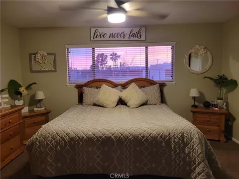 Bedroom - 21535 Pine Rdg, Apple Valley, CA 92307 photo 1 of 3