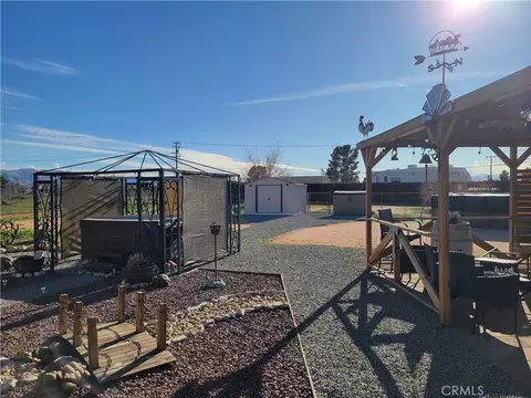 Exterior - 21535 Pine Rdg, Apple Valley, CA 92307 photo 8 of 14