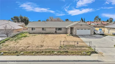 16271 Nisqualli Rd, Victorville, CA 92395