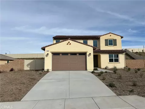 4233 Daisy Ln, Banning, CA 92220