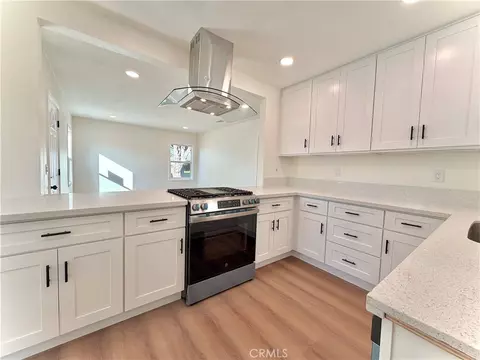 Kitchen - 231 E 11th St, San Bernardino, CA 92410 photo 2 of 5
