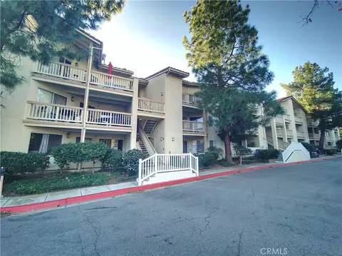 5728 Oak Bend Ln #202, Oak Park, CA 91377