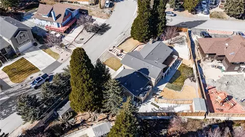 View/Area - 2400 E Canyon Dr, Wrightwood, CA 92397 photo 8 of 11