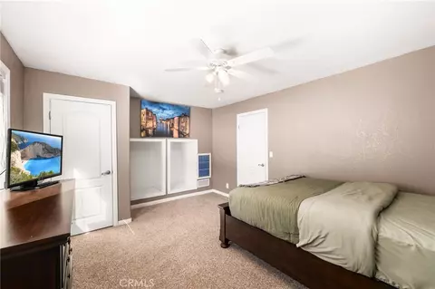 Bedroom - 2400 E Canyon Dr, Wrightwood, CA 92397 photo 2 of 8