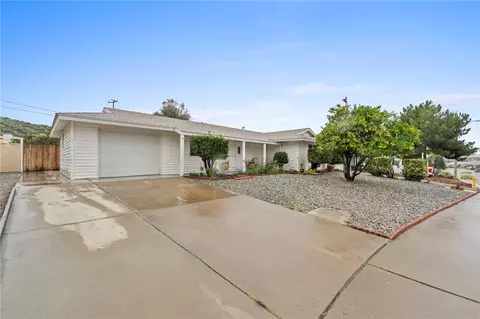 27319 Capilano Dr, Menifee, CA 92586