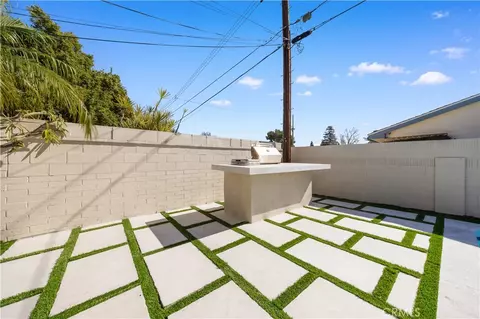 Exterior - 934 E Rose Ave, Orange, CA 92867 photo 10 of 16