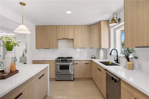 Kitchen - 934 E Rose Ave, Orange, CA 92867 photo 2 of 5