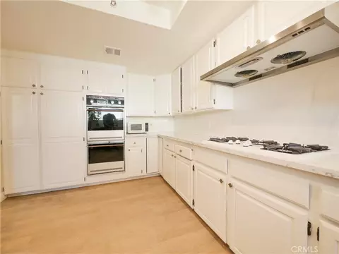 Kitchen - 747 Fairview Ave #A, Arcadia, CA 91007 photo 2 of 6