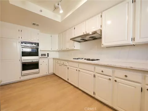 Kitchen - 747 Fairview Ave #A, Arcadia, CA 91007 photo 1 of 6