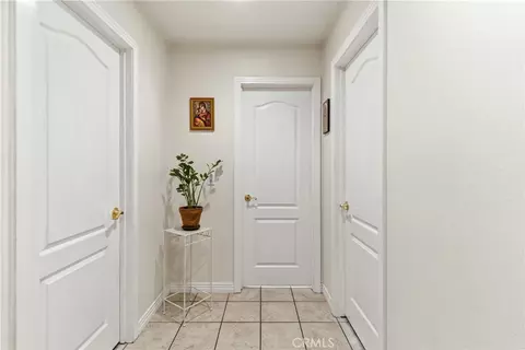 Entry Way - 7330 Smoke Tree, Phelan, CA 92371 photo 6 of 7