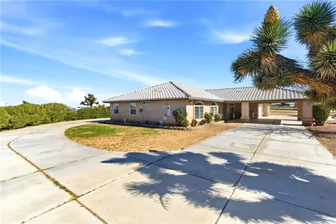 Exterior - 7330 Smoke Tree, Phelan, CA 92371 photo 4 of 8