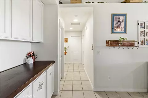 Entry Way - 7330 Smoke Tree, Phelan, CA 92371 photo 5 of 7