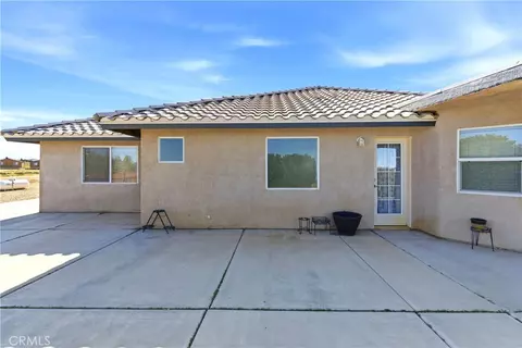 Exterior - 7330 Smoke Tree, Phelan, CA 92371 photo 5 of 8