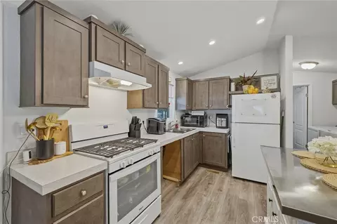 9873 Alder Ave #4, Bloomington, CA 92316 photo 6