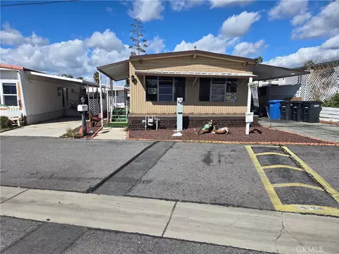 1700 State #56, Hemet, CA 92543