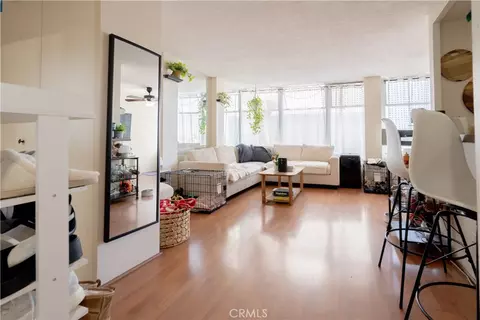 Living - 100 Atlantic #910, Long Beach, CA 90802 photo 4 of 6