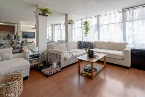 Living - 100 Atlantic #910, Long Beach, CA 90802 photo 2 of 6