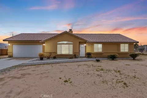 19251 Vine St, Hesperia, CA 92345