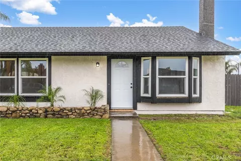 1365 W Etiwanda Ave, Rialto, CA 92376