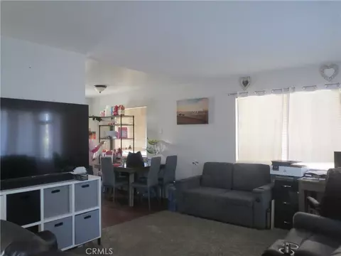 17019 Olive St, Hesperia, CA 92345 photo 4