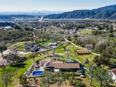 625 Kimbark, San Bernardino, CA 92407