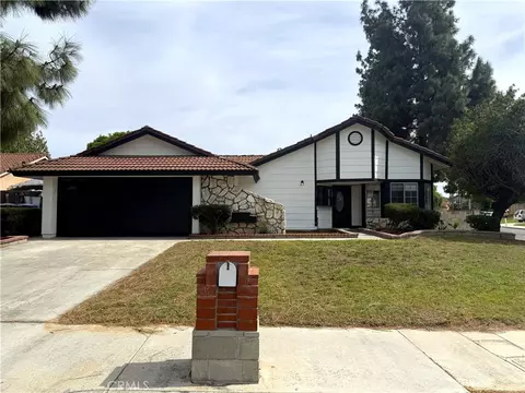 11638 Freedom Trl, Riverside, CA 92503