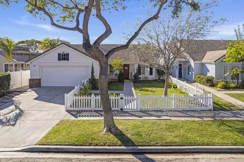 565 Rosalinda Dr, Oxnard, CA 93030
