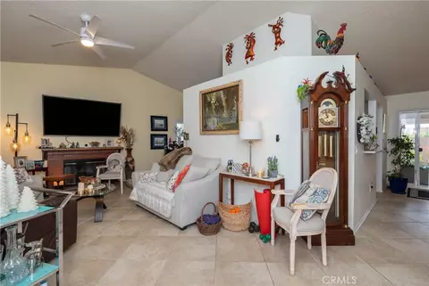 Living - 26592 Braddock Rd, Menifee, CA 92586 photo 2 of 4