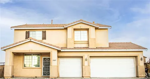 13687 Dellwood Rd, Victorville, CA 92392