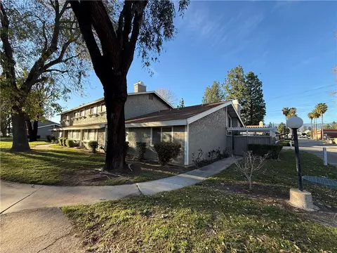 2061 W Redlands #21E, Redlands, CA 92373