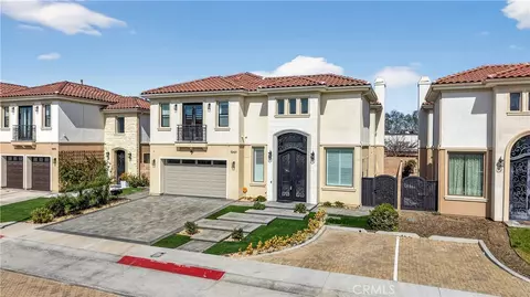 10421 Saint Anna Pl, Fountain Valley, CA 92708