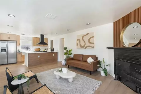 915 N Pasadena Ave, Azusa, CA 91702