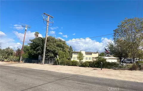 26246 Lake St, Hemet, CA 92544